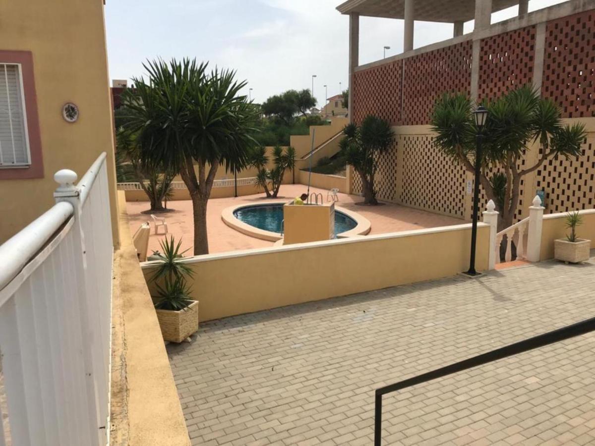 Amazing Villamartin House Sleeps 6 With Pool Villacosta Bagian luar foto